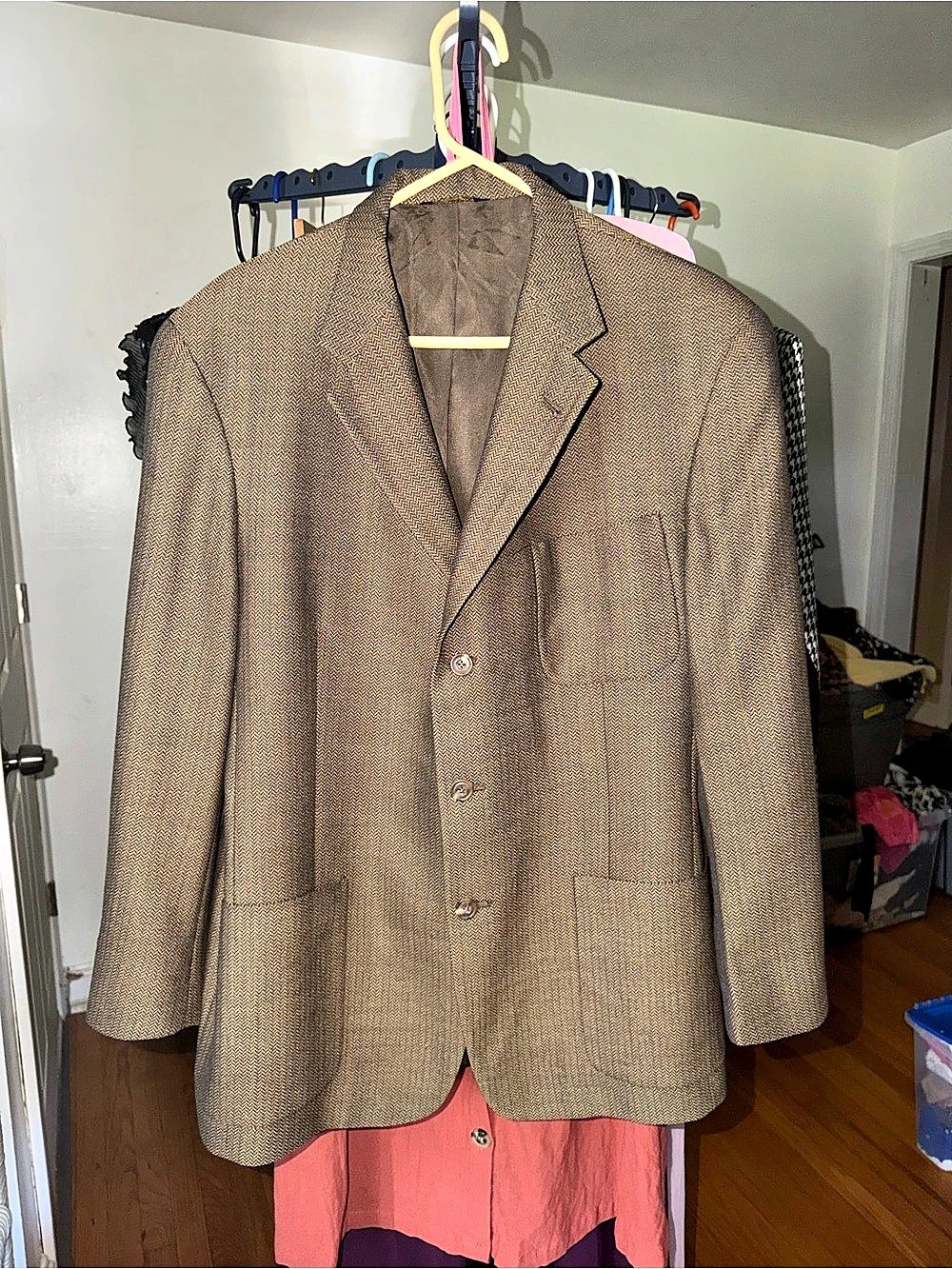 Austin Reed Men's Wool Herringbone Sport Coat in Brown